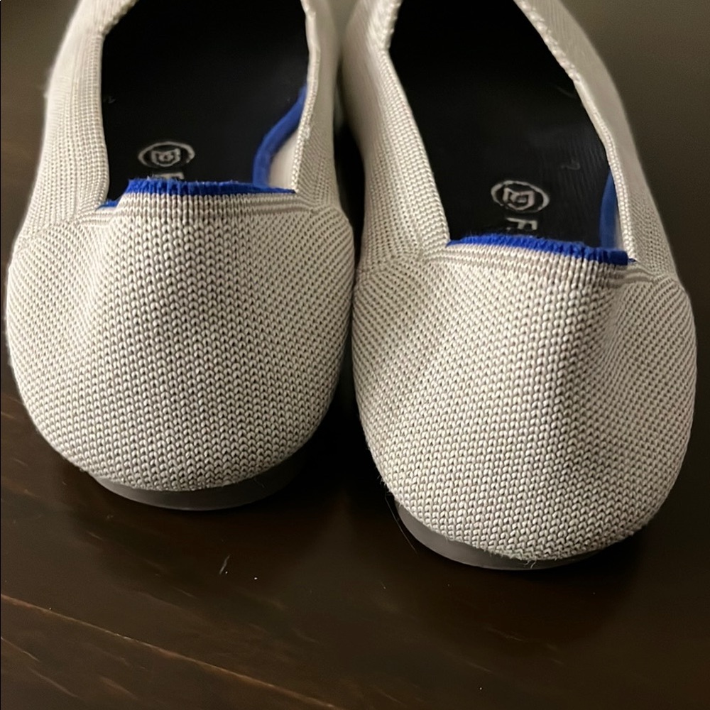 Rothy's Cream Flats Elegant and Comfortable - Picture 4 of 4
